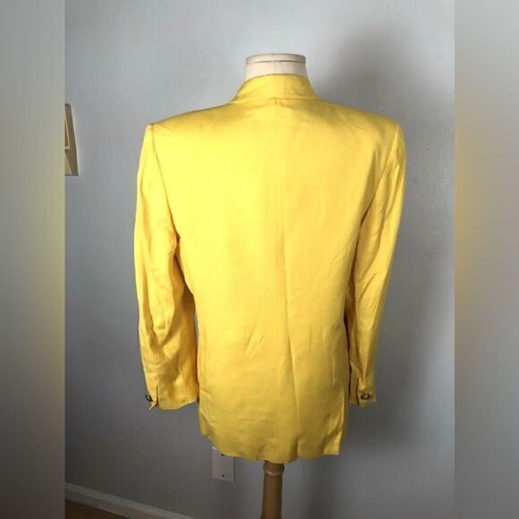 Chic Vintage Yellow Blazer with Gold Buttons by Talbots - Picture 3 of 3